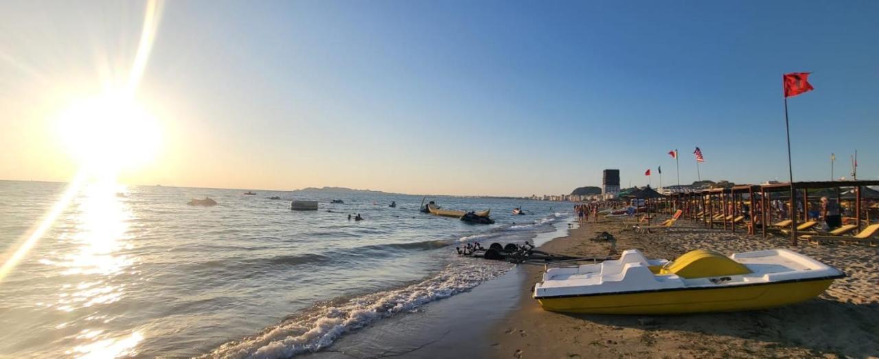 Bellissima Casa Al Mare Con Vista Mozzafiato * Golem (Tirana)
