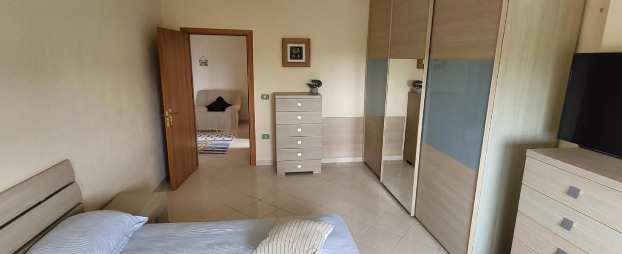 Bellissima Casa Al Mare Con Vista Mozzafiato * Golem (Tirana)